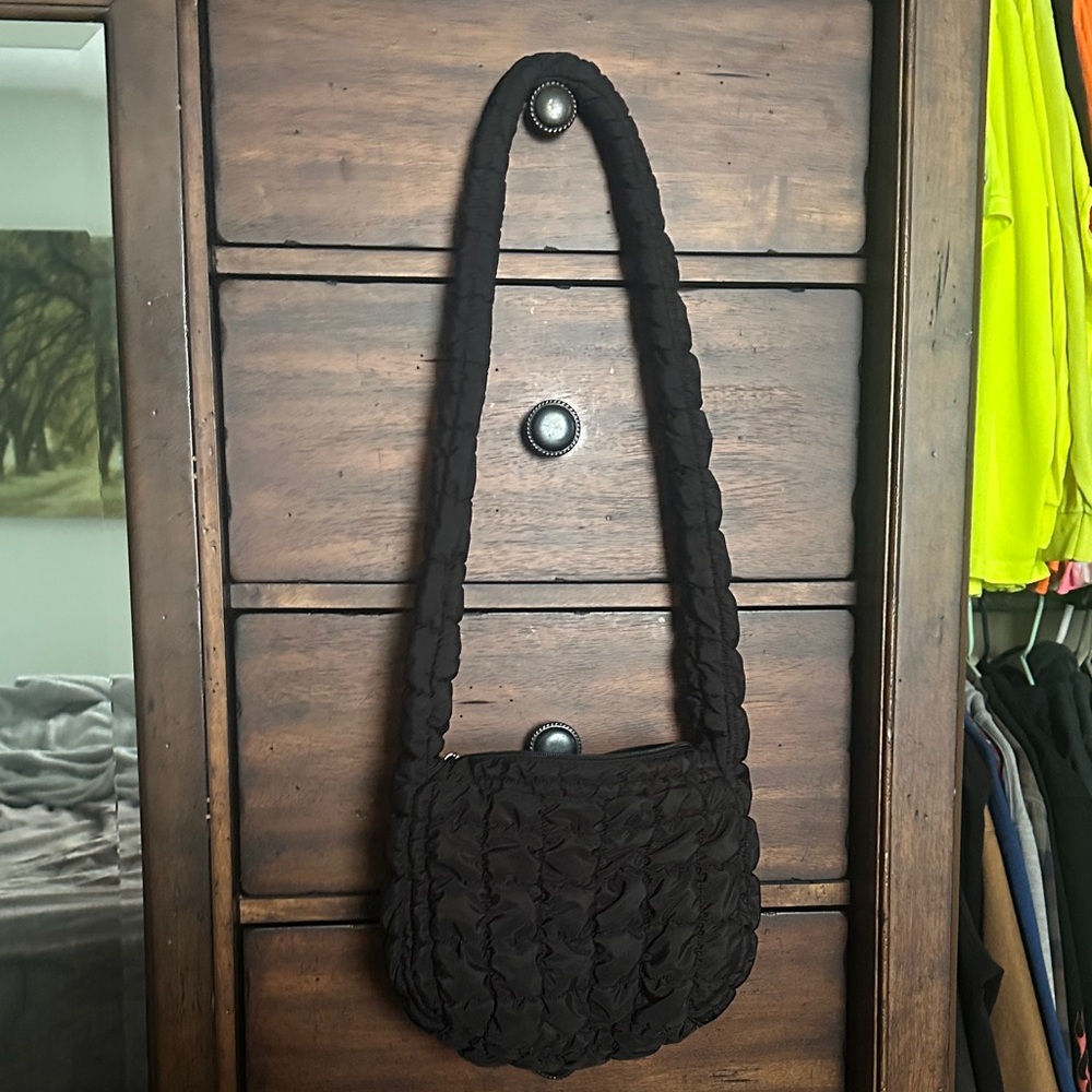 Wild Fable Black Puffer Shoulder Bag